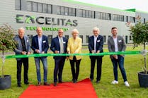 Ribbon-cutting ceremony (L-R): Jürgen Trittin and Fritz Güntzler (Members of the German Bundestag), Robert Vollmers (Excelitas VP), Ursula Haufe (GWG Managing Director), Rolf-Georg Köhler (Mayor of Göttingen), and Konstantin Kuhle (Member of the German Bundestag).